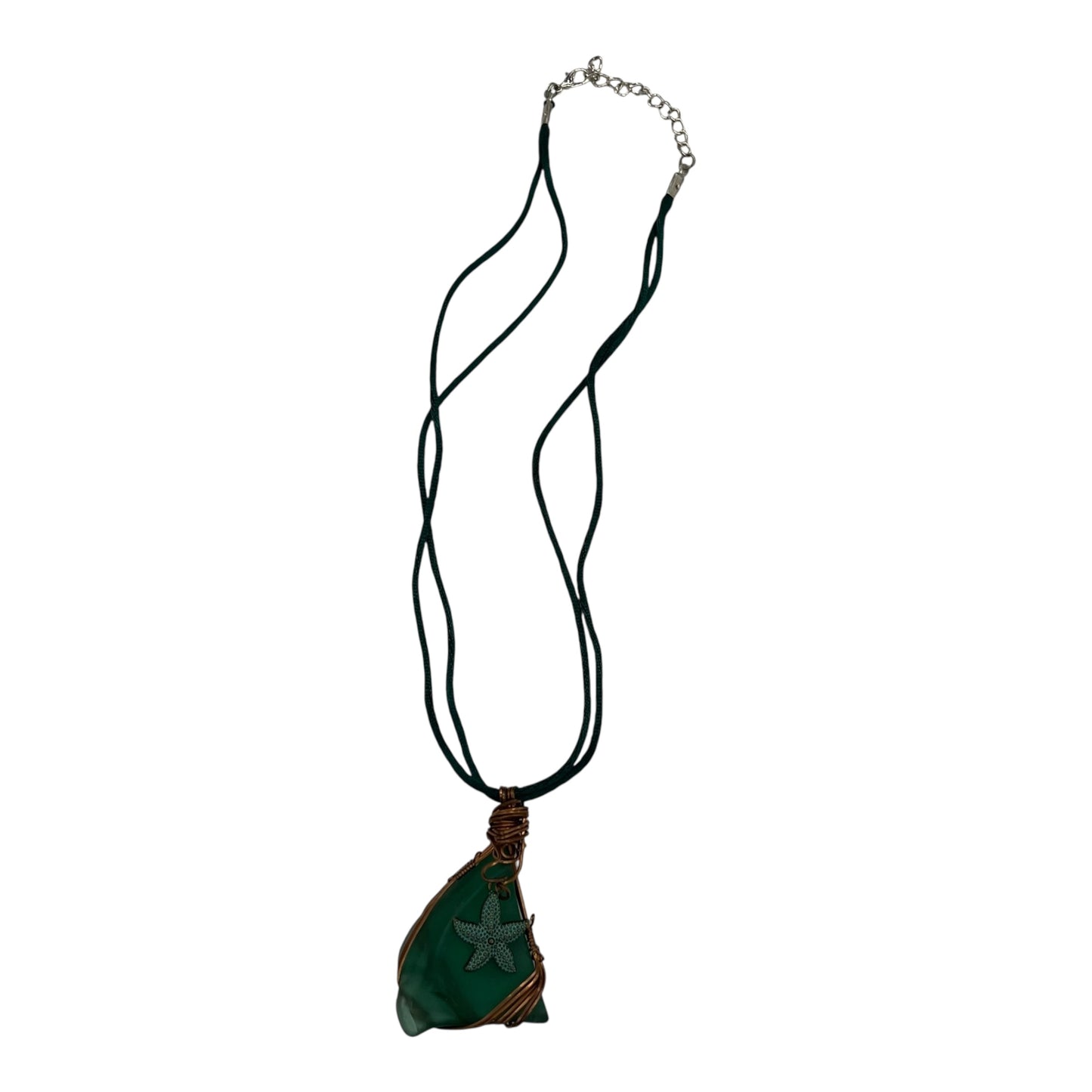 Necklace Charm By Clothes Mentor In Green