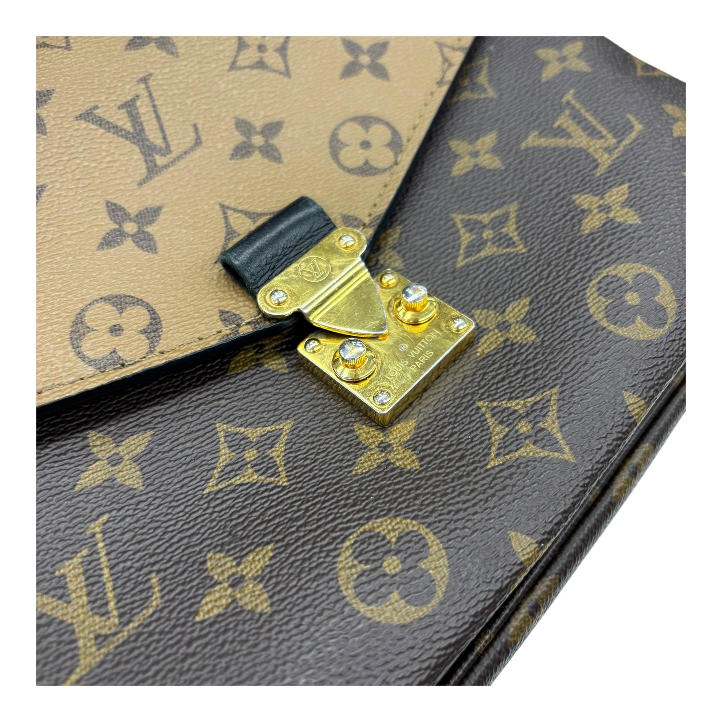 Crossbody Luxury Designer By Louis Vuitton In Brown, Size:Medium