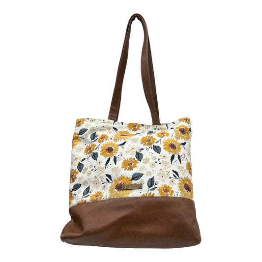 Tote By Cmc In Floral Print, Size:Medium