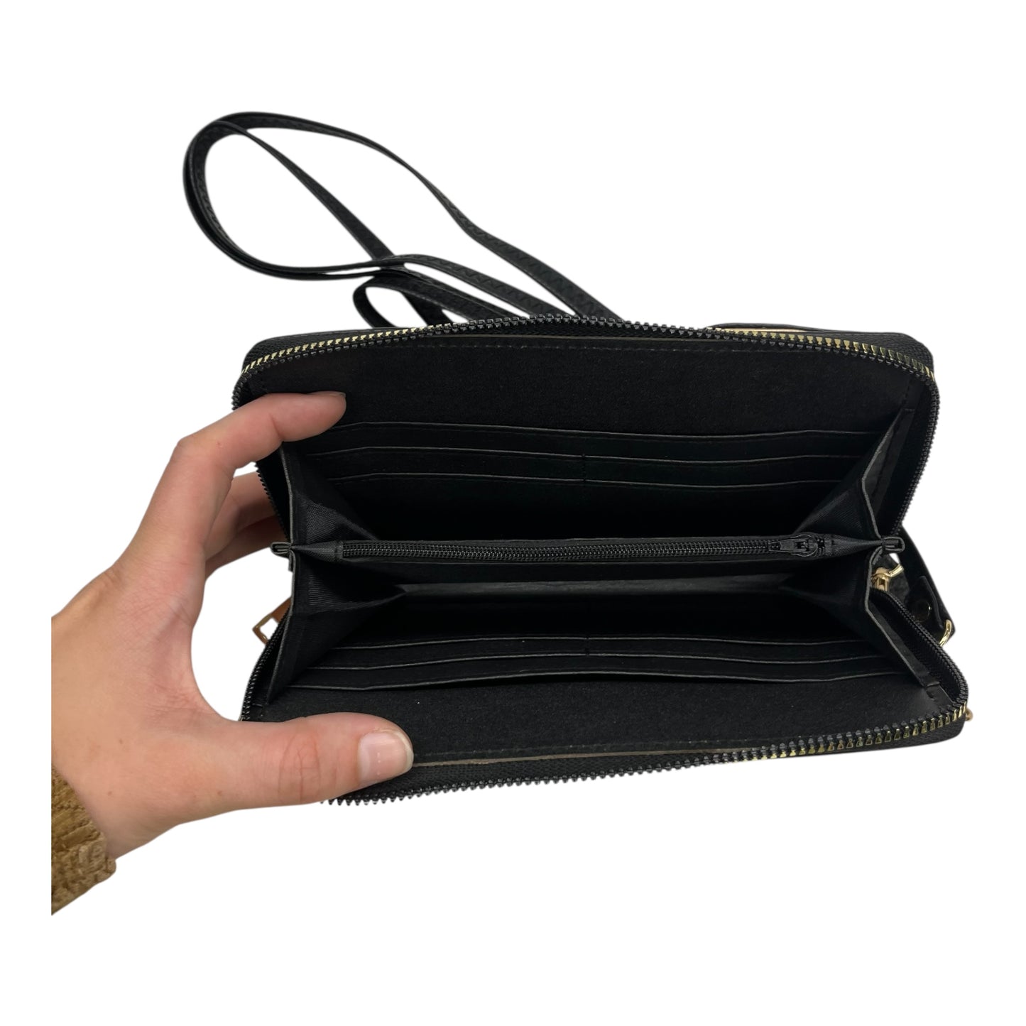 Crossbody By Clothes Mentor In Black, Size:Medium