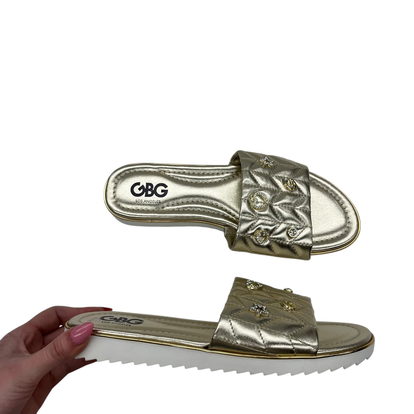 Sandals Flats By Clothes Mentor In Gold, Size:7.5