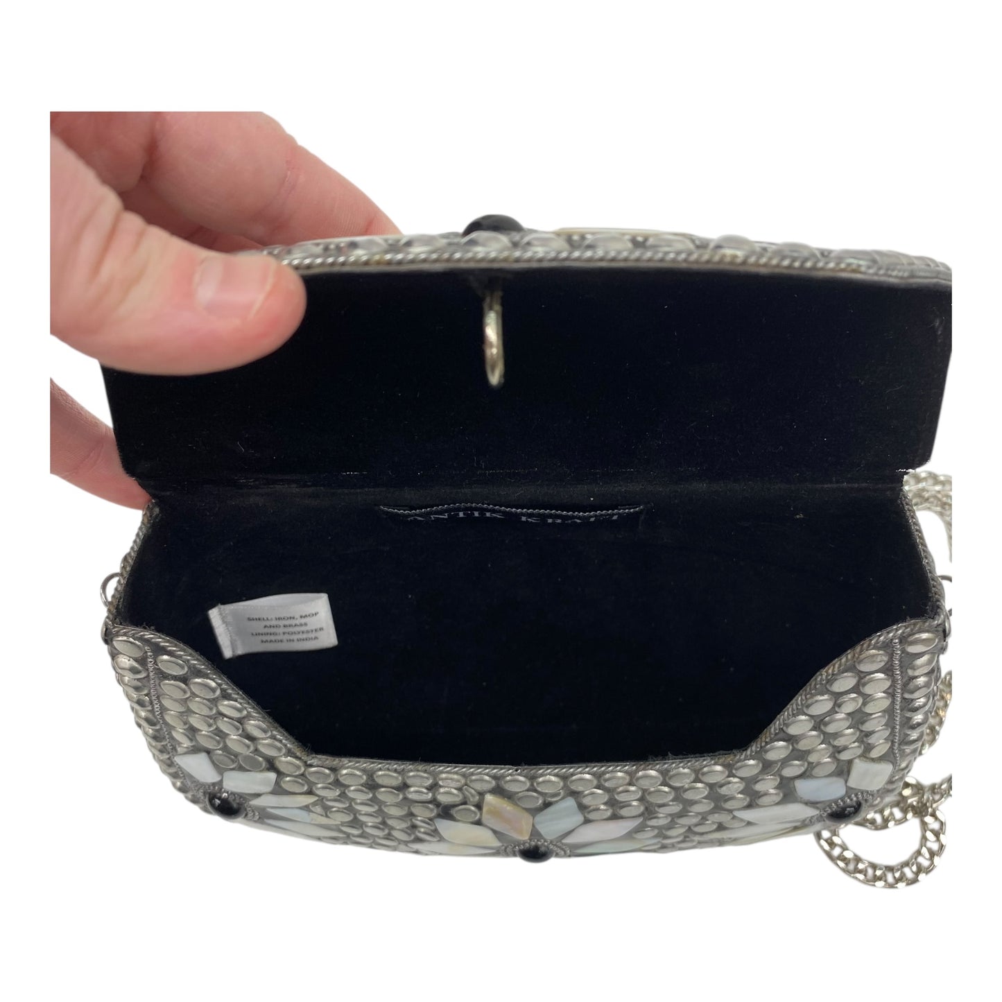Crossbody By Antik Kraft In Silver, Size:Medium