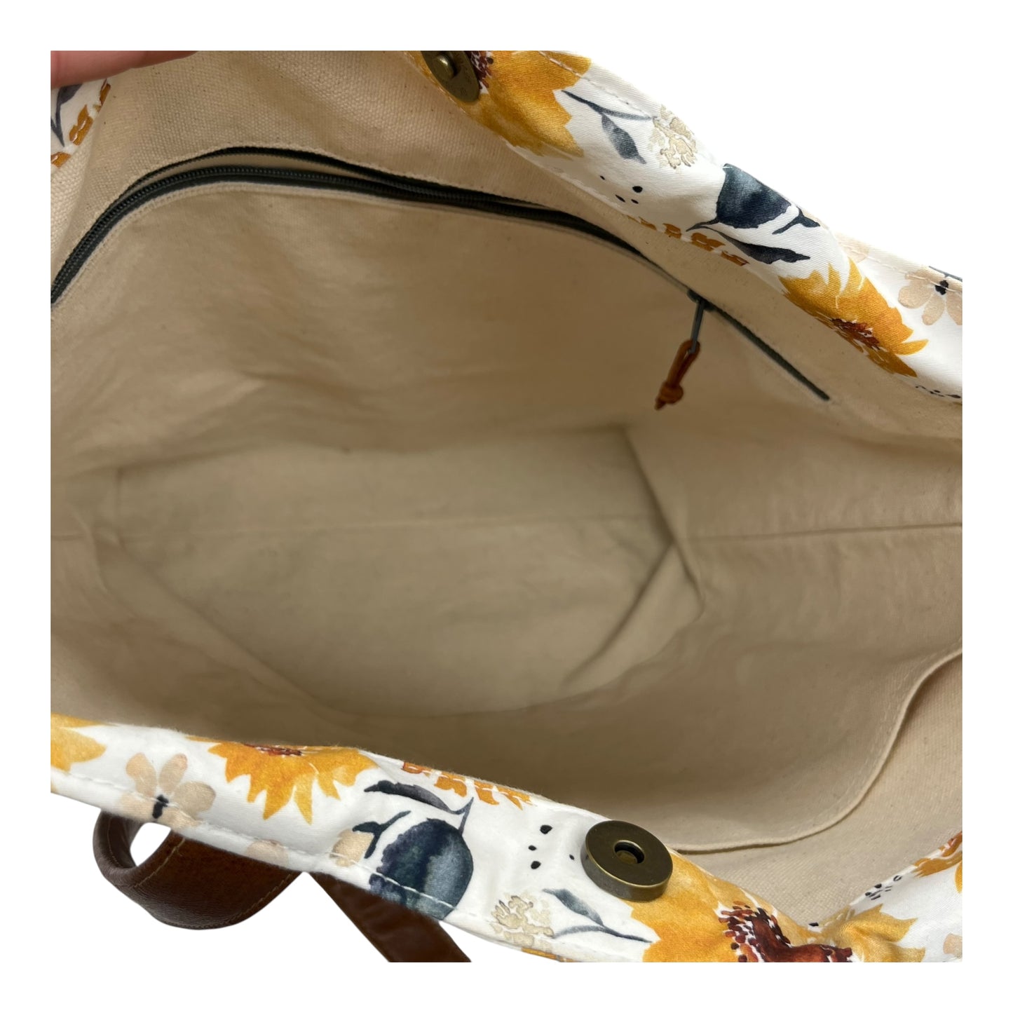 Tote By Cmc In Floral Print, Size:Medium