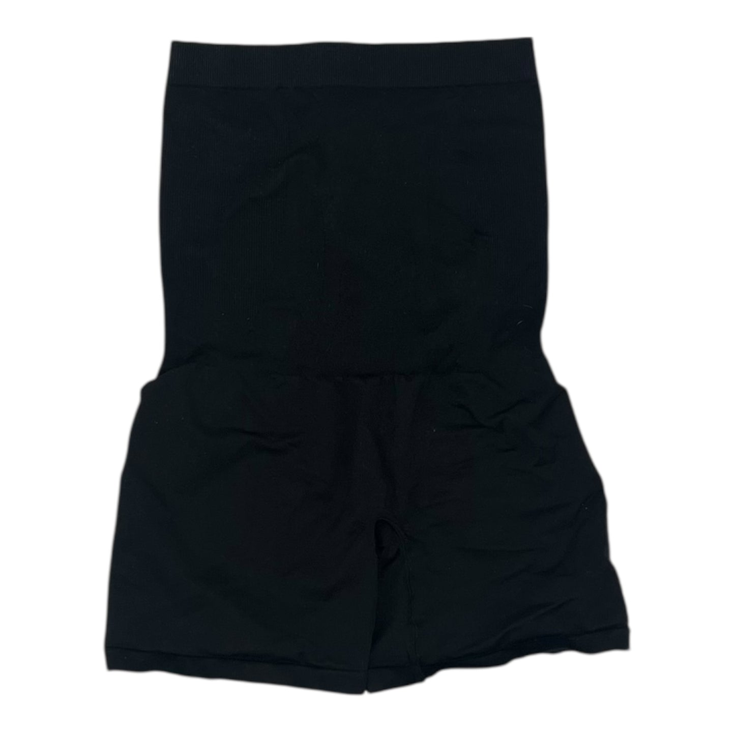 MAT SHORTS by CLOTHES MENTOR In BLACK, Size: M