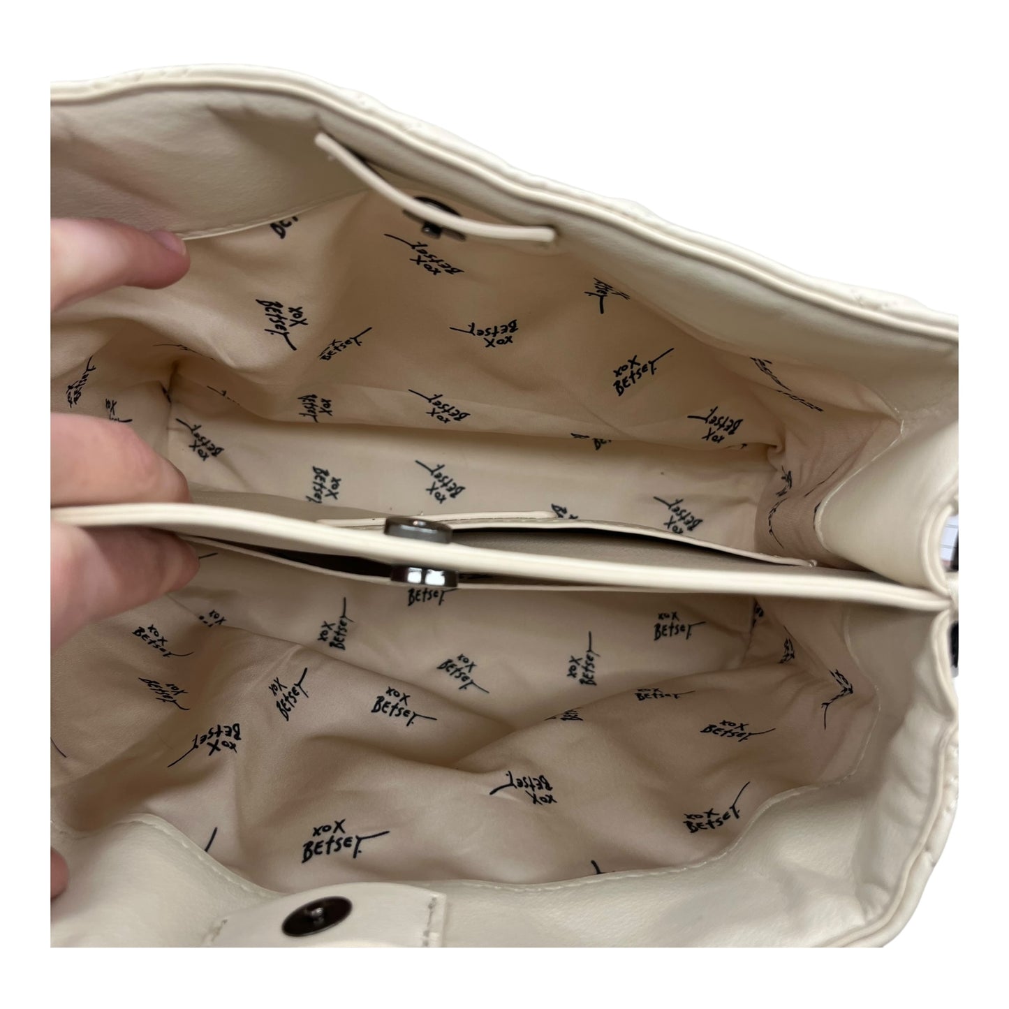 CROSSBODY by BETSEY JOHNSON In TAN, Size: MEDIUM