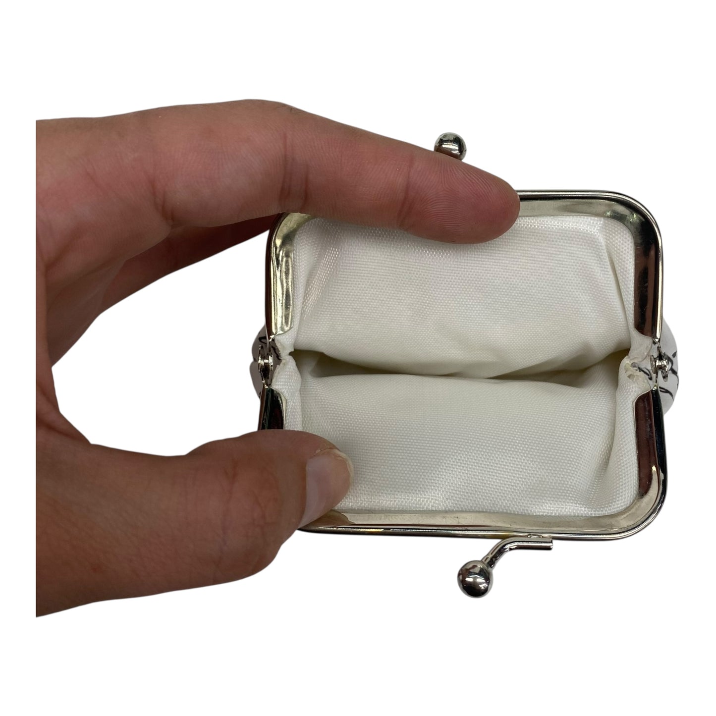 COIN PURSE by CLOTHES MENTOR In BLACK & WHITE, Size: SMALL