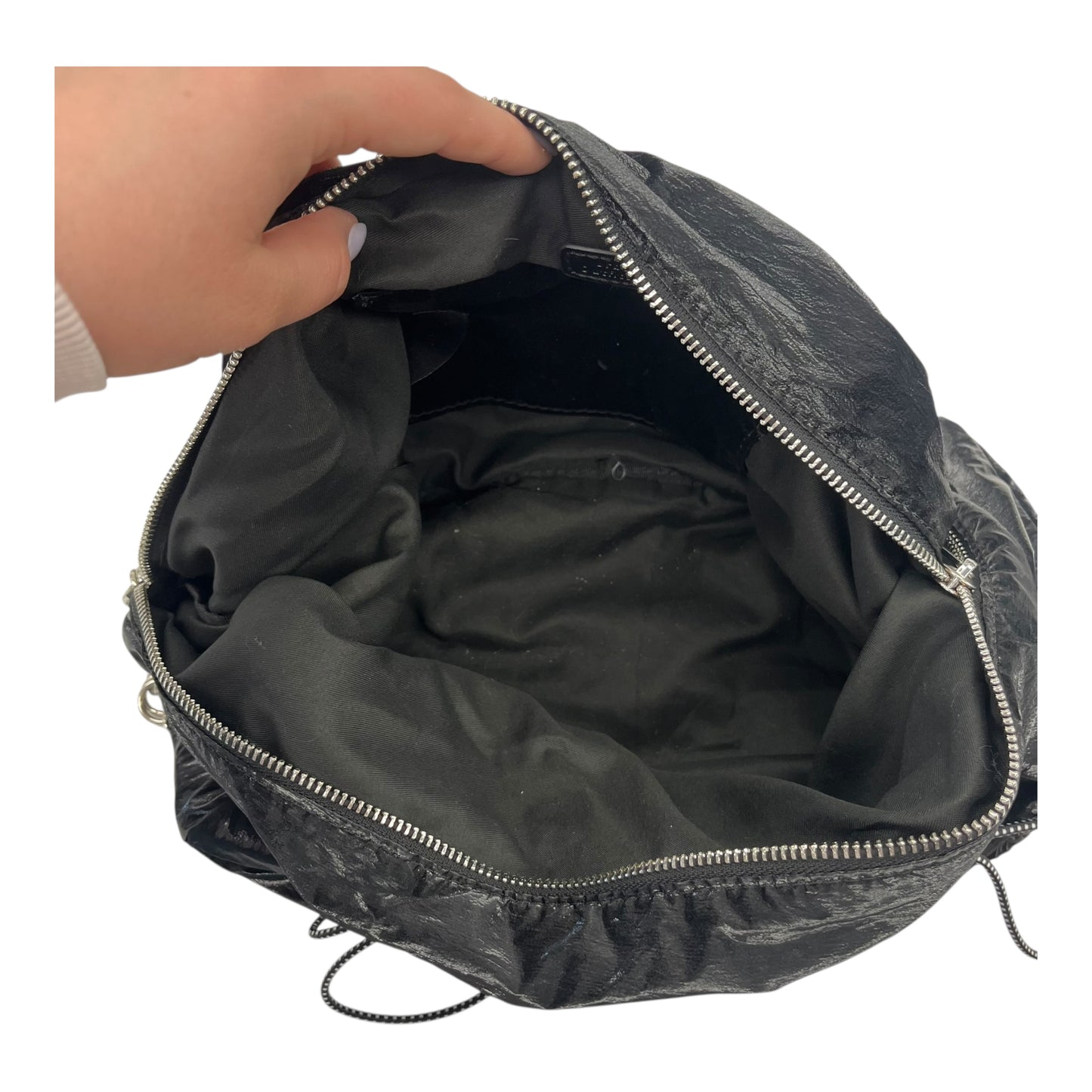Handbag By Urban Outfitters In Black, Size:Medium