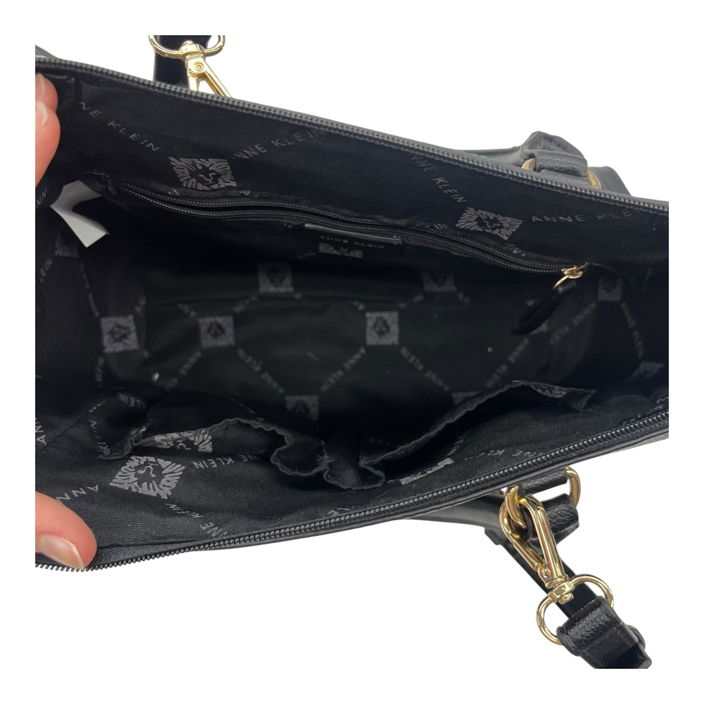 Handbag By Anne Klein In Black, Size:Medium