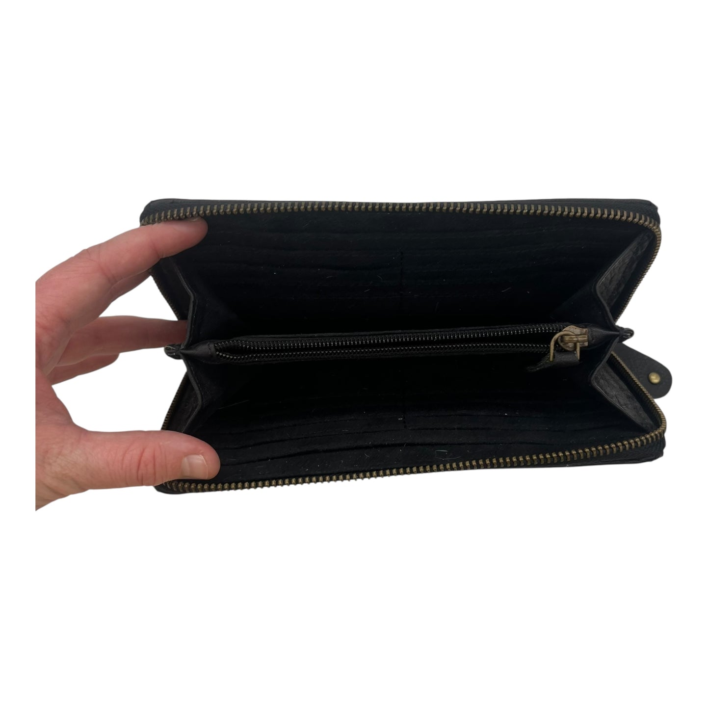 Wallet By Clothes Mentor In Black, Size:Medium
