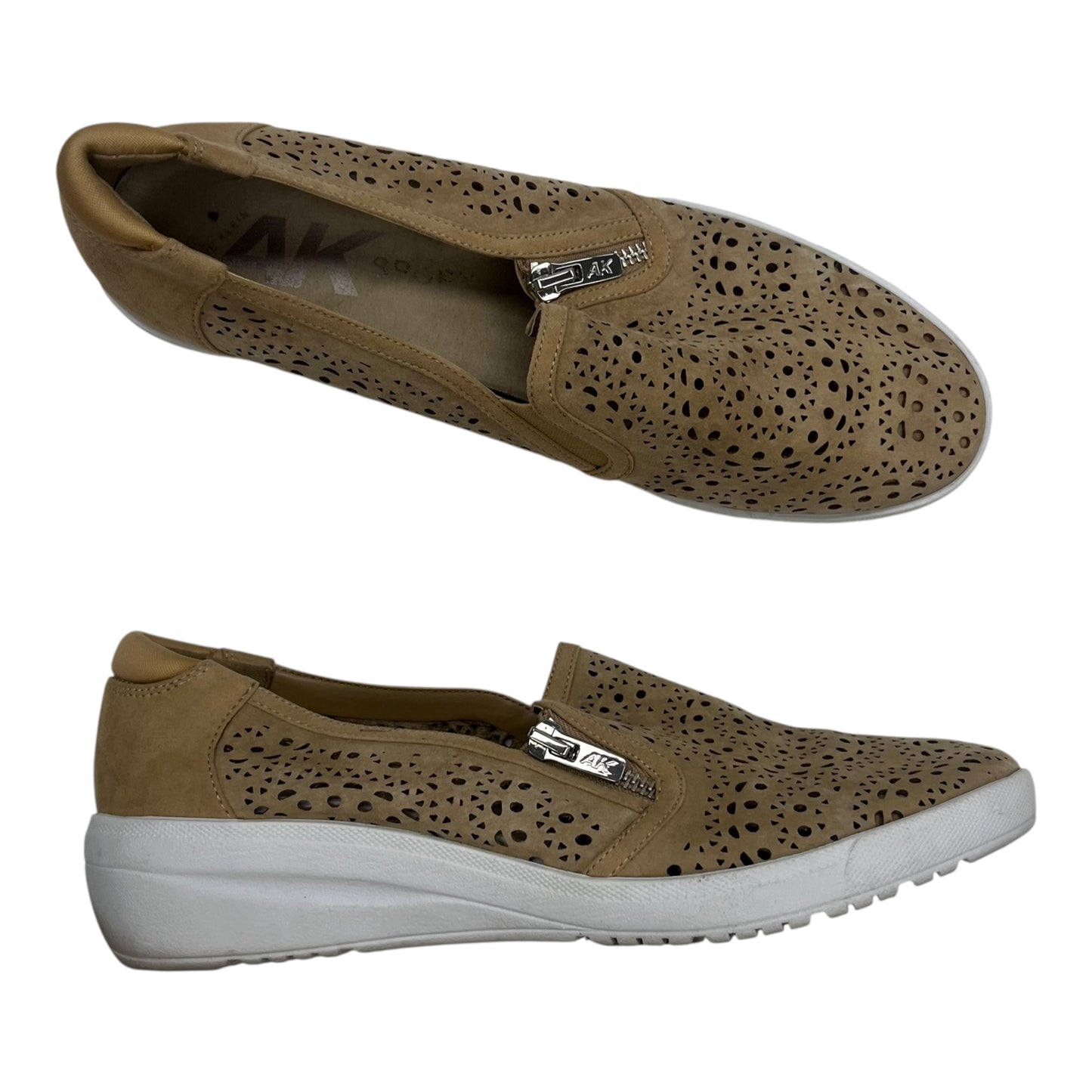 Shoes Flats By Anne Klein In Brown, Size:9.5