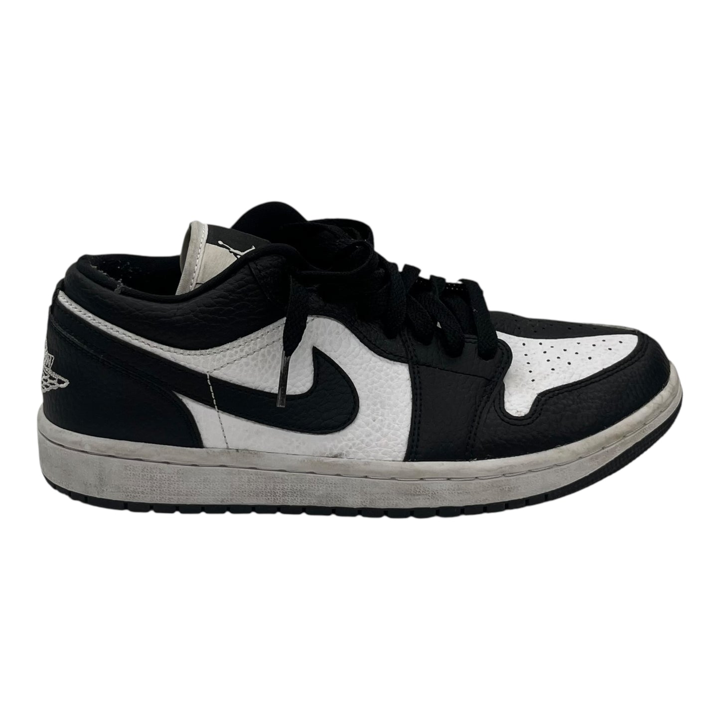 Shoes Luxury Designer By Jordan In Black & White, Size:9