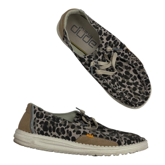 Shoes Flats By Hey Dude In Animal Print, Size:8