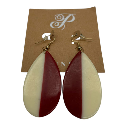 Earrings Dangle/Drop By Plunder In Cream & Red