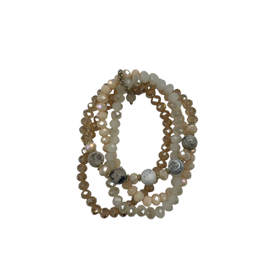 Bracelet Beaded By Cmc In Pink