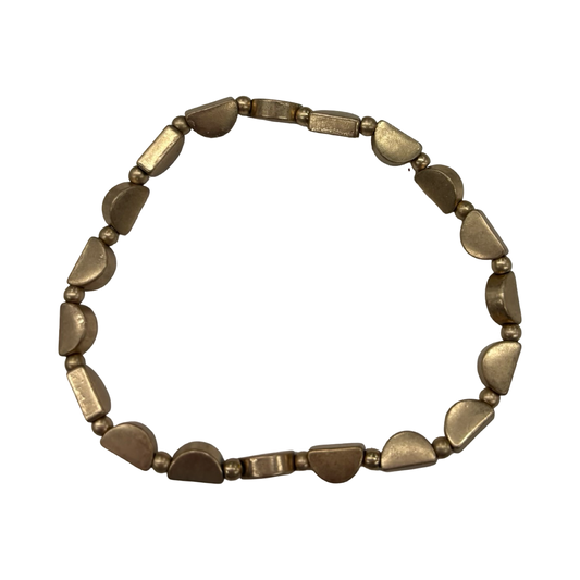 Bracelet Beaded By Clothes Mentor In Gold