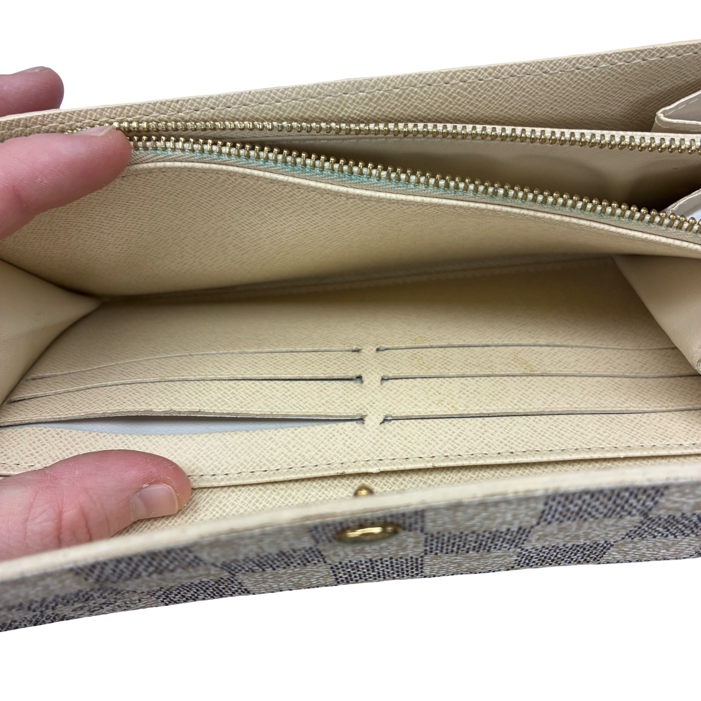 Wallet Luxury Designer By Louis Vuitton In Cream, Size:Medium