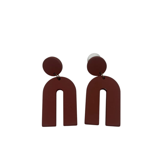 Earrings Dangle/Drop By Clothes Mentor In Brown