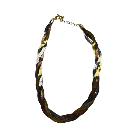 Necklace Chain By Clothes Mentor In Gold & Silver