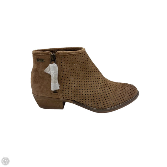 Boots Ankle Flats By Roxy In Brown, Size: 8