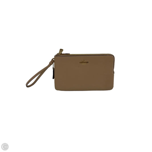 Wristlet Designer By Coach, Size: Large