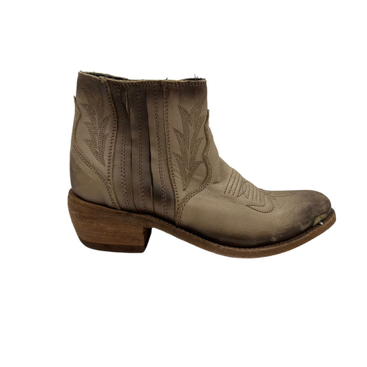 Boots Western By Cma  Size: 9