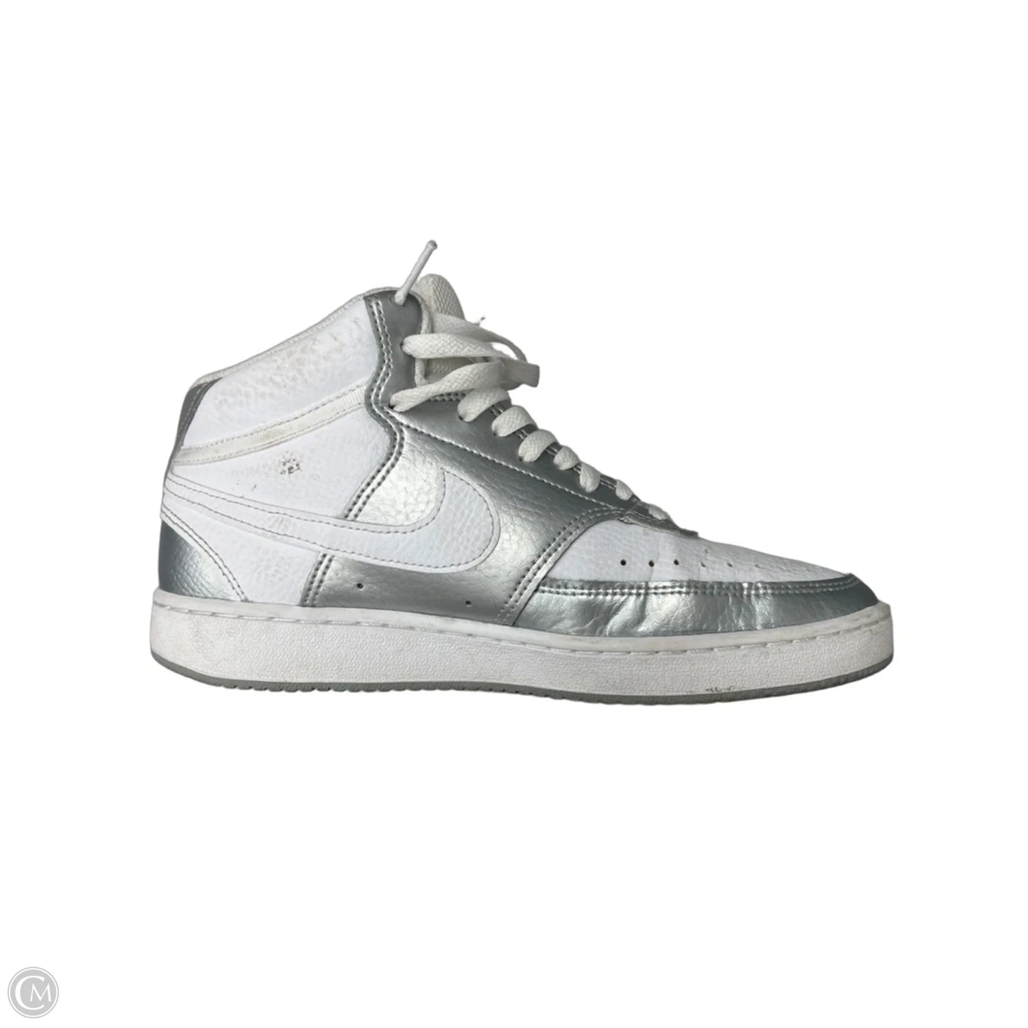 Shoes Sneakers By Nike In Silver & White, Size: 7.5