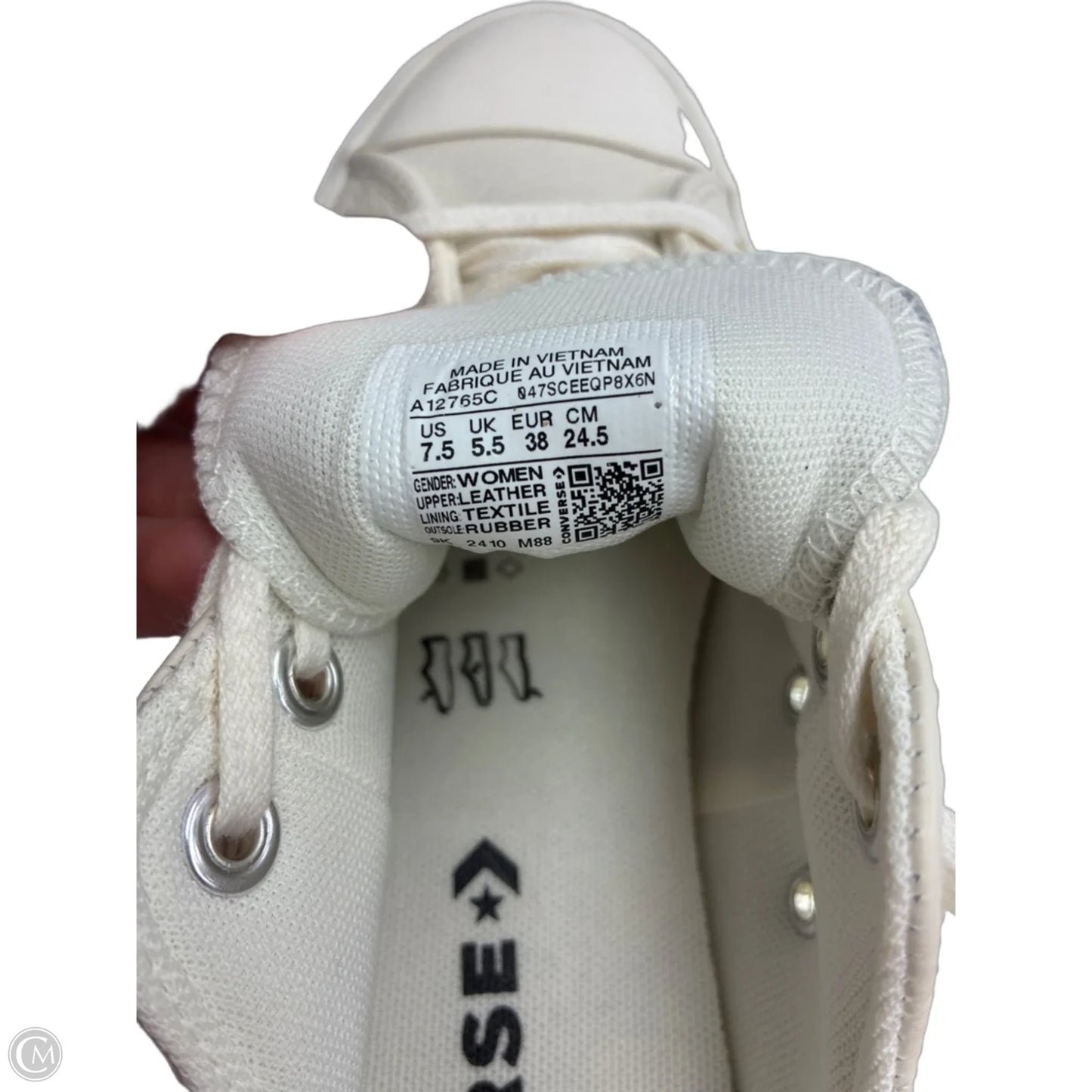 Shoes Sneakers By Converse In Cream, Size: 7.5