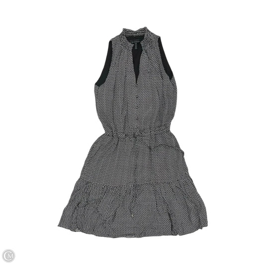 Dress Casual Short By White House Black Market In Black & White, Size: Xxs