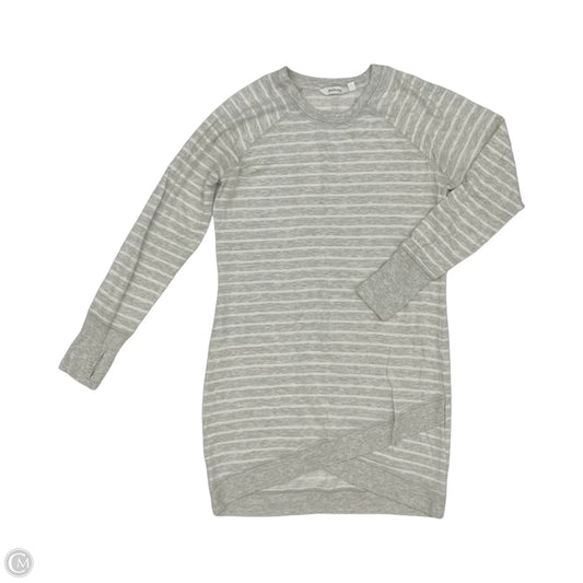 Dress Casual Short By Athleta In Grey & White, Size: M