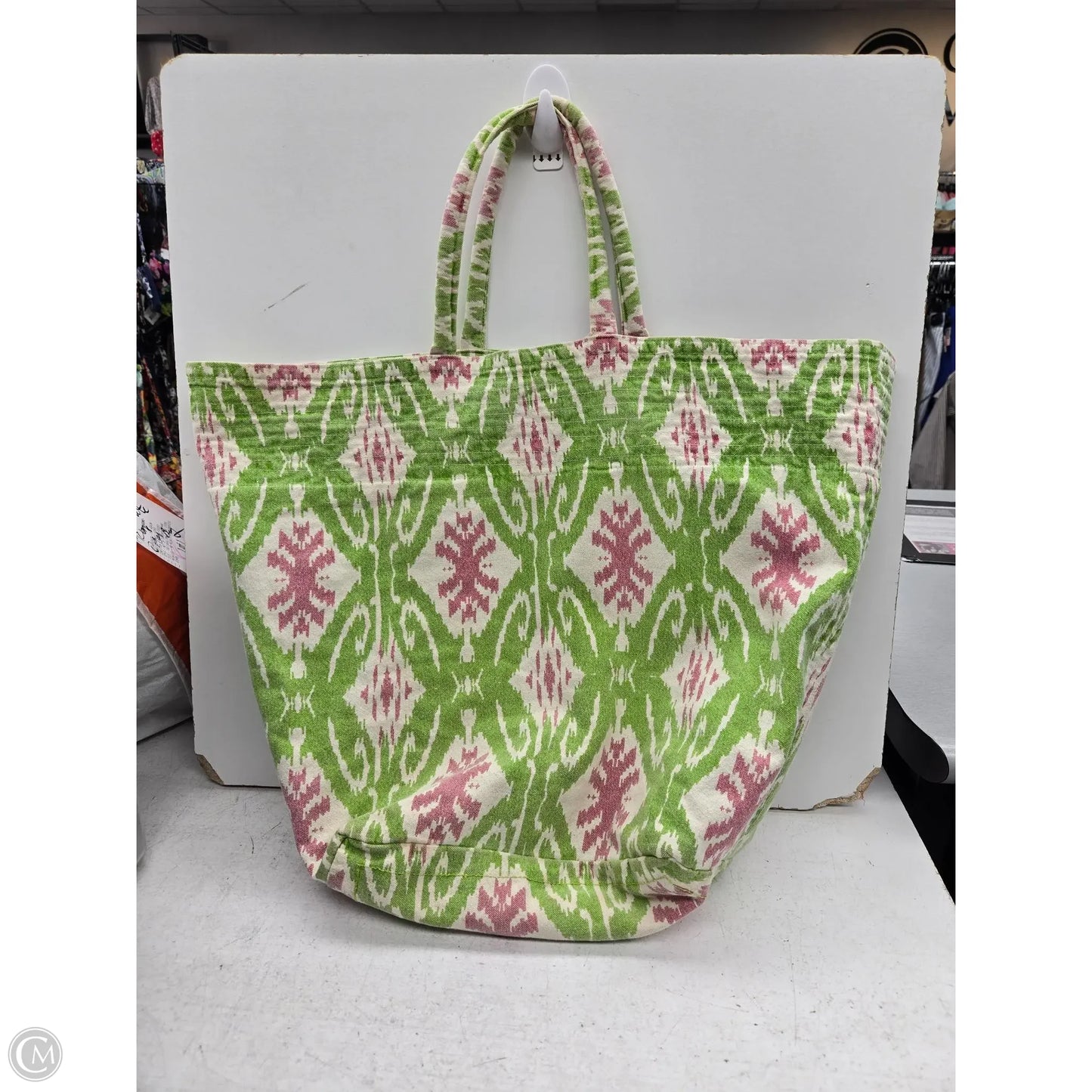 Tote By Clothes Mentor, Size: Medium