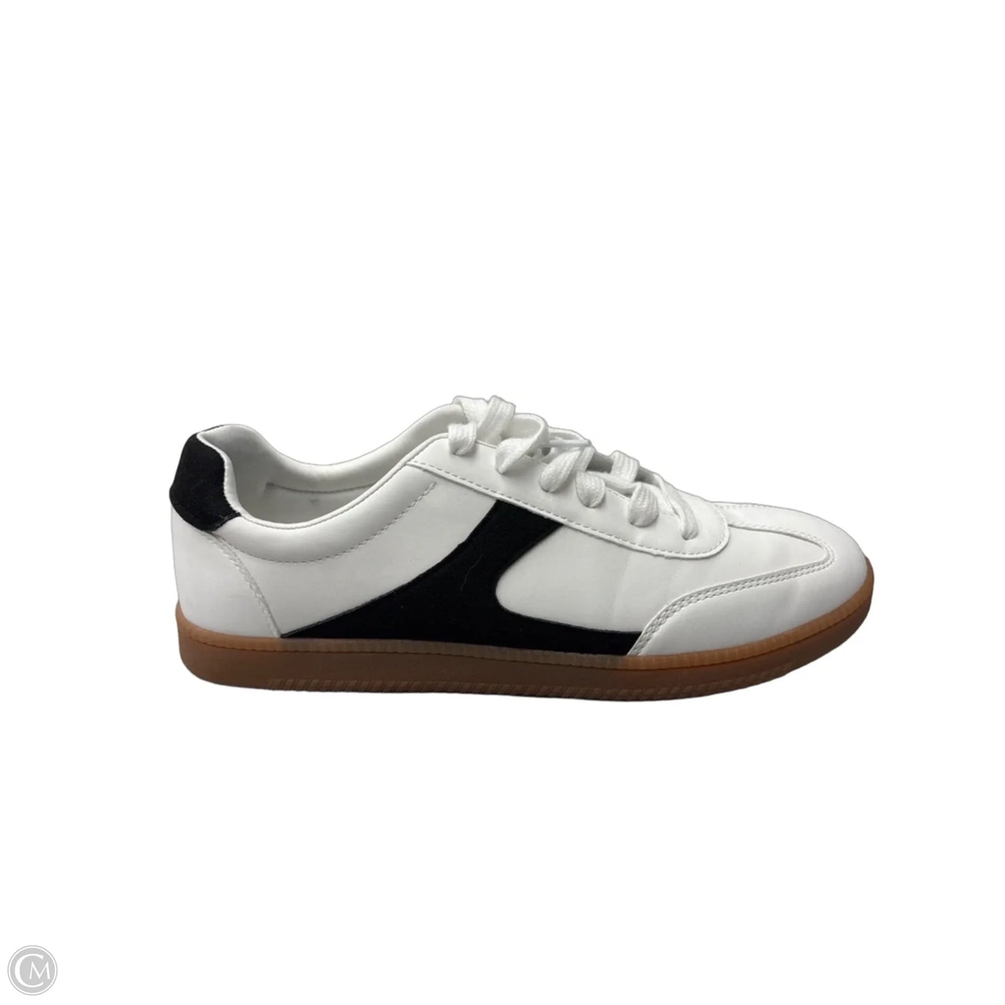 Shoes Sneakers By No Boundaries In Black & White, Size: 10