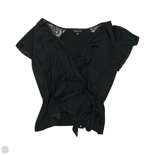 Blouse Short Sleeve By Fortune & Ivy In Black, Size: L