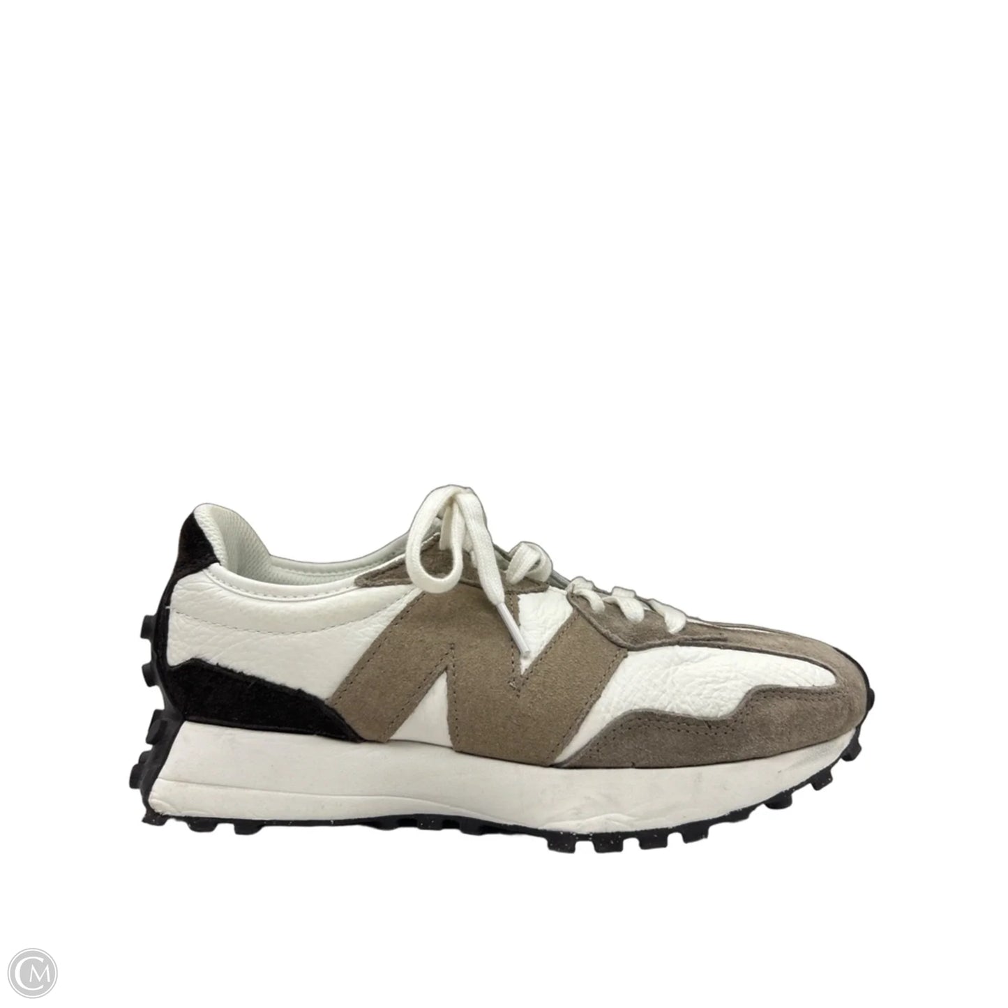 Shoes Sneakers By New Balance In Tan & White, Size: 9.5