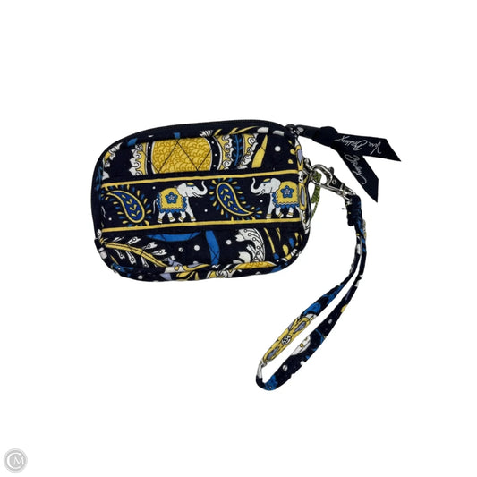 Wristlet By Vera Bradley, Size: Small