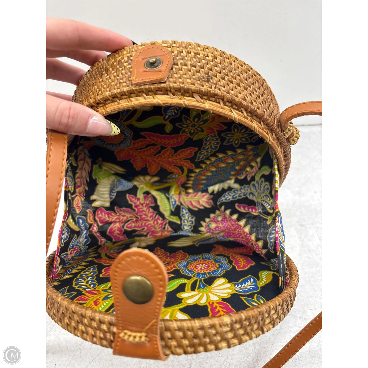 Crossbody By Cmf, Size: Medium