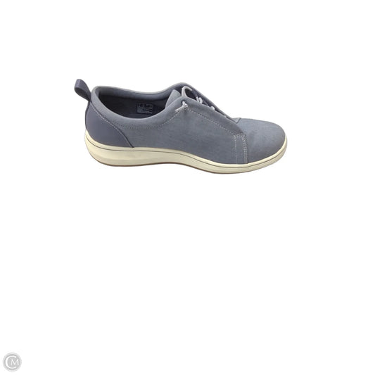 Shoes Sneakers By Clarks In Blue, Size: 9.5