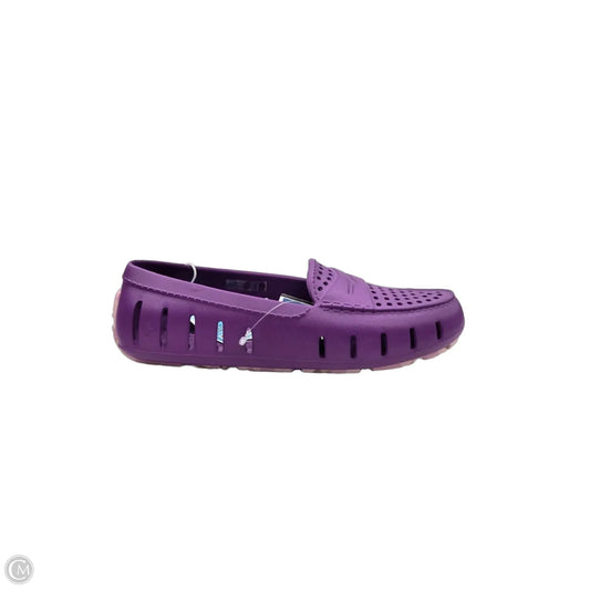 Shoes Flats By Cmf In Purple, Size: 9