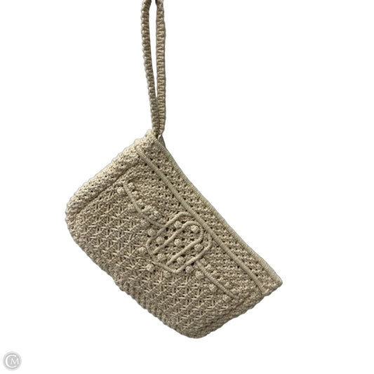 Wristlet By Clothes Mentor, Size: Large