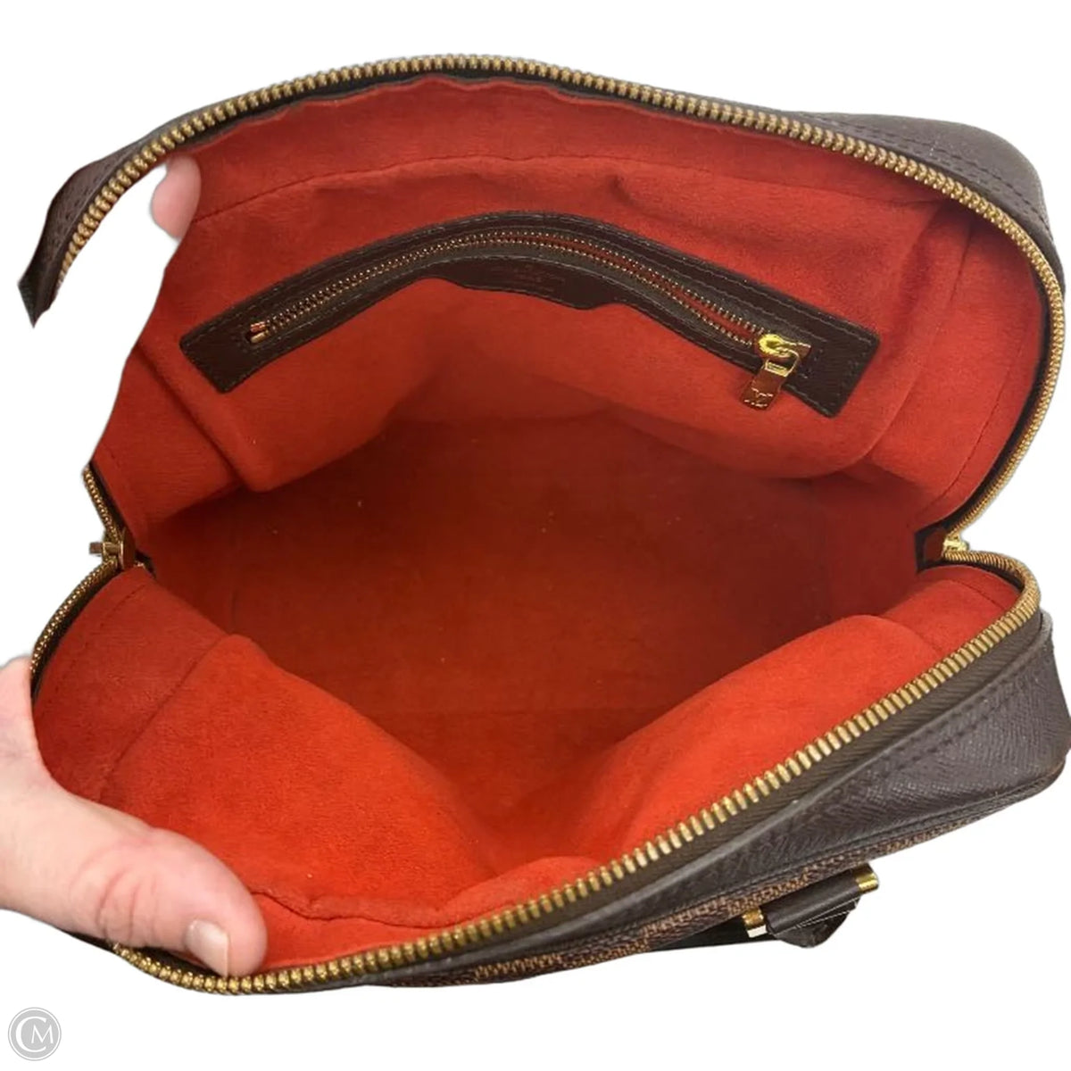 Handbag Luxury Designer By Louis Vuitton, Size: Medium