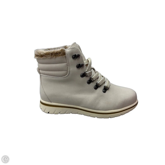 Boots Ankle Flats By St Johns Bay In Cream & Tan, Size: 9.5