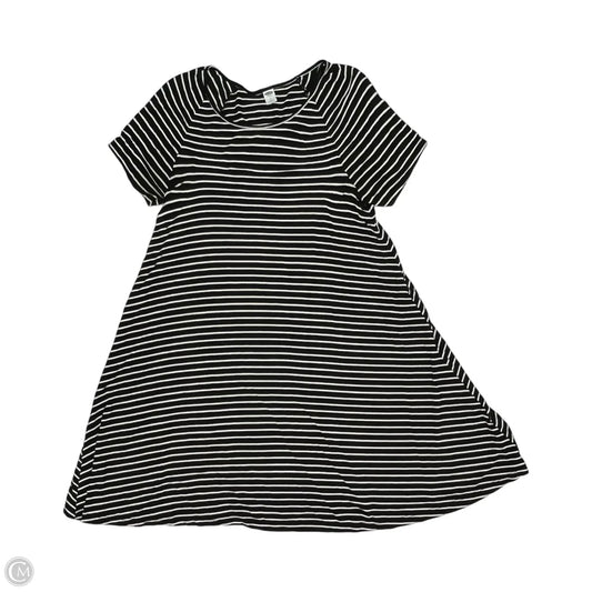 Dress Casual Short By Old Navy In Black & White, Size: S