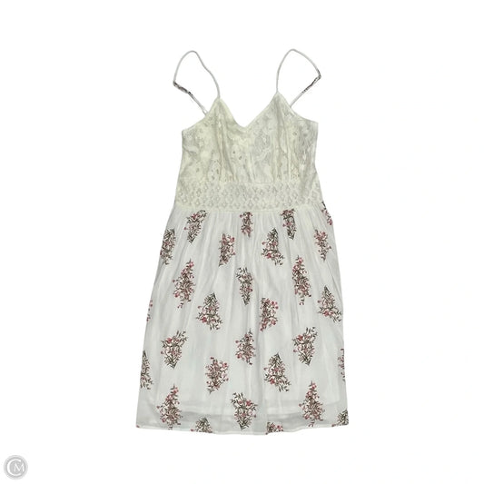 Dress Casual Short By Maurices In White, Size: M