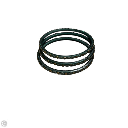 Bracelet Bangle By Clothes Mentor, Size: 03 Piece Set