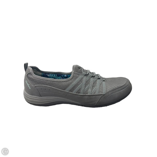Shoes Flats By Skechers In Grey, Size: 10