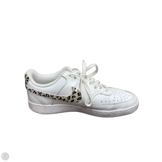Shoes Sneakers By Nike In White, Size: 9.5