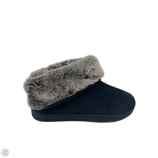 Slippers By Isotoner In Black, Size: 8.5