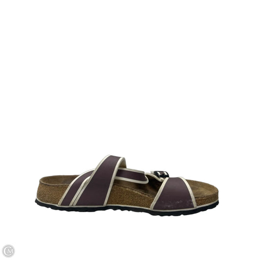 Sandals Flats By Birkenstock In Brown, Size: 11