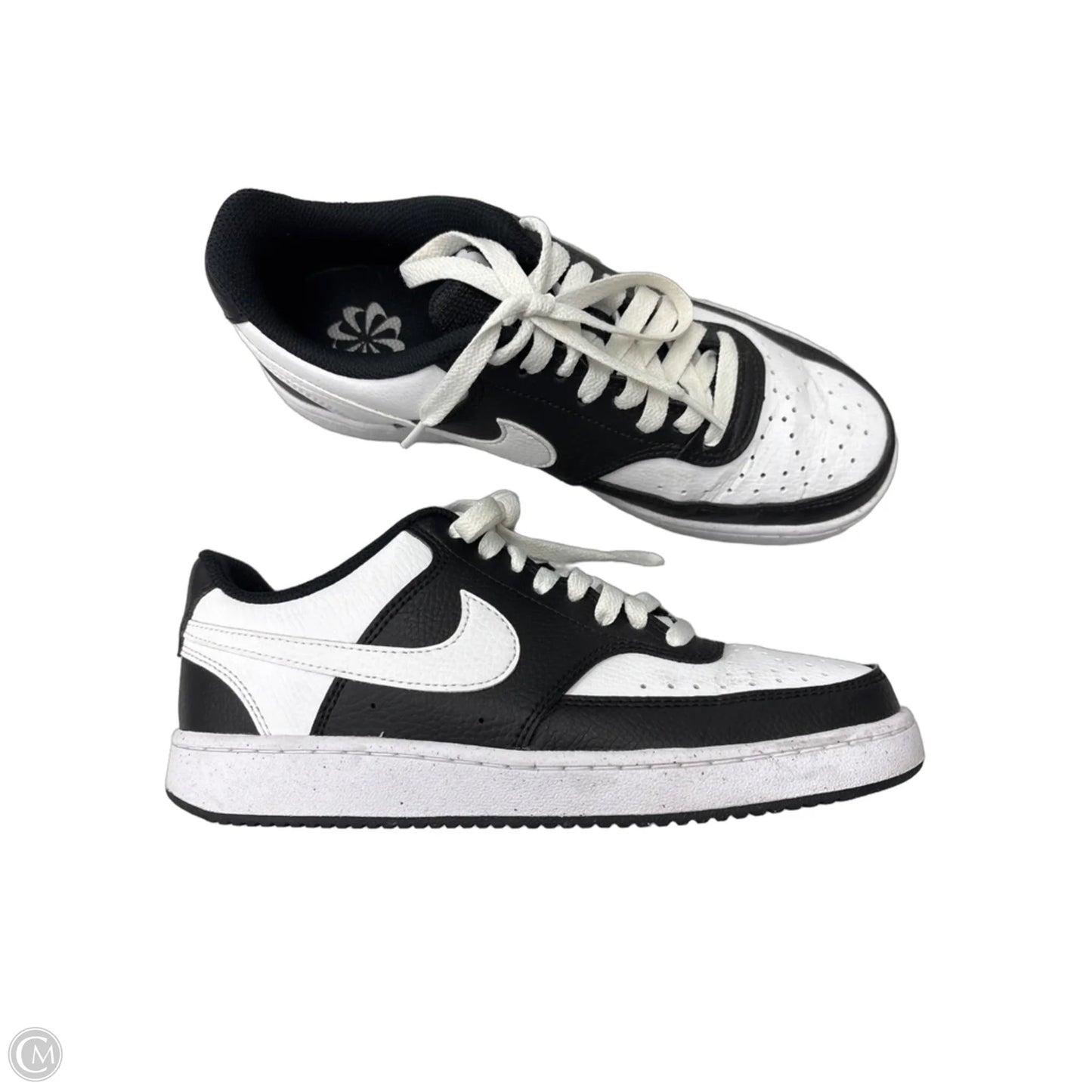 Shoes Sneakers By Nike In Black & White, Size: 8