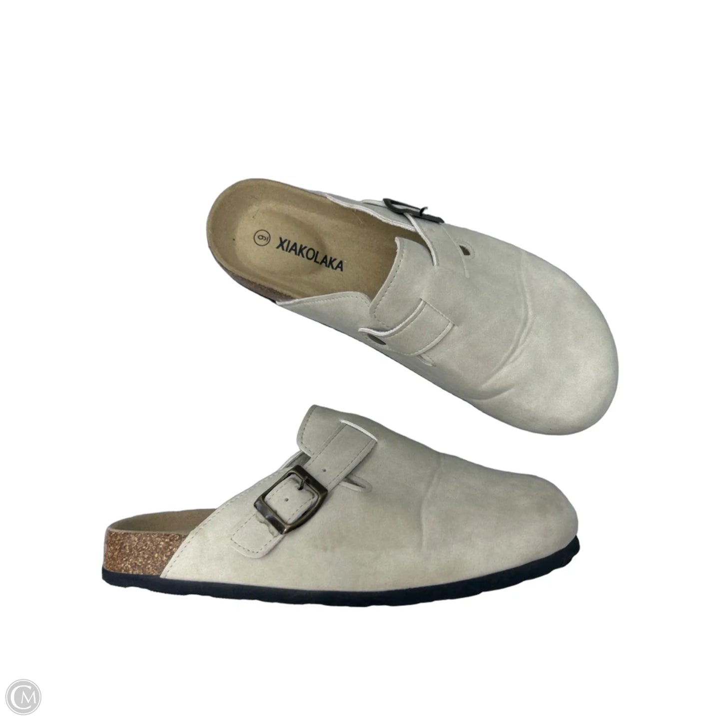 Shoes Flats By Clothes Mentor In Cream, Size: 9