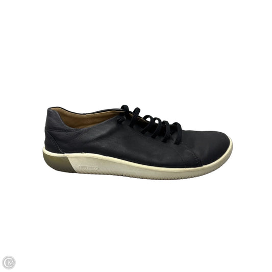 Shoes Sneakers By Keen In Black, Size: 11